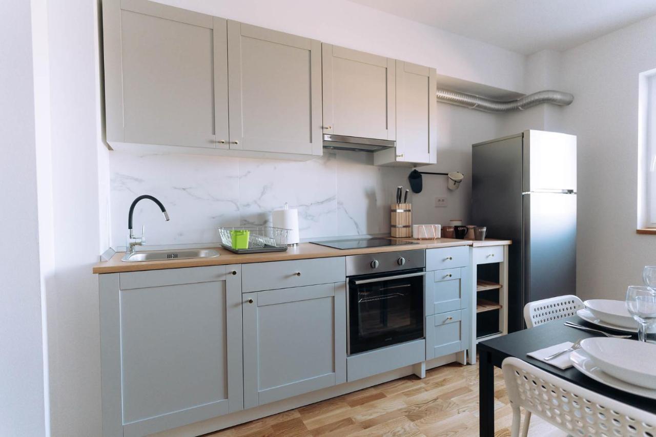 Flamingo Suites Nagyvárad Kültér fotó