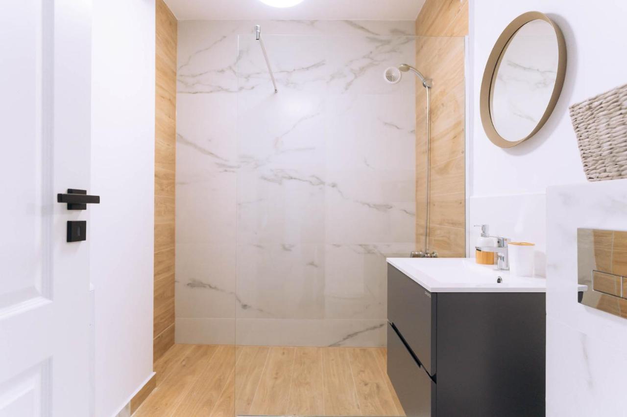 Flamingo Suites Nagyvárad Kültér fotó