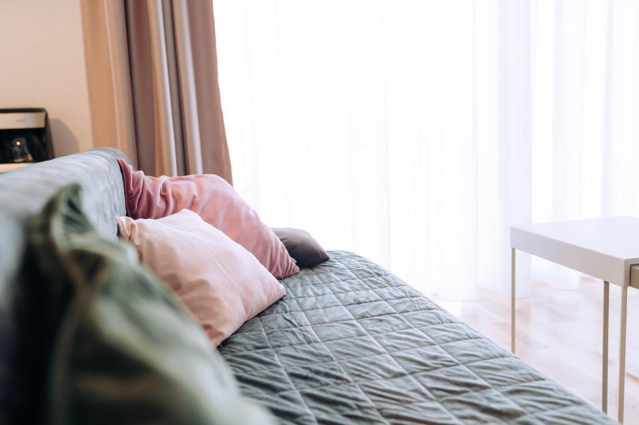 Flamingo Suites Nagyvárad Kültér fotó